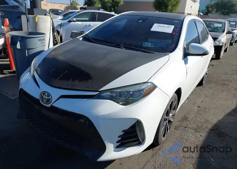 2017 Toyota Corolla Se z USA, uszkodzony, nr VIN 5YFBURHE8HP684637